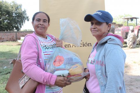 Damnificados por ola inveral recibieron mercados de Ayuda en Acción