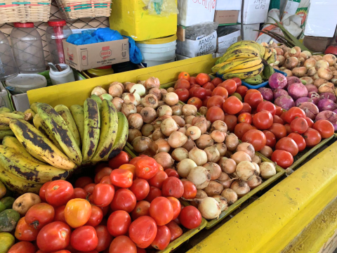 trueque de la canasta familiar